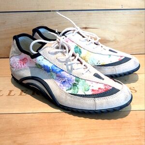 Ecco Light Floral Women's Sneakers sz 6